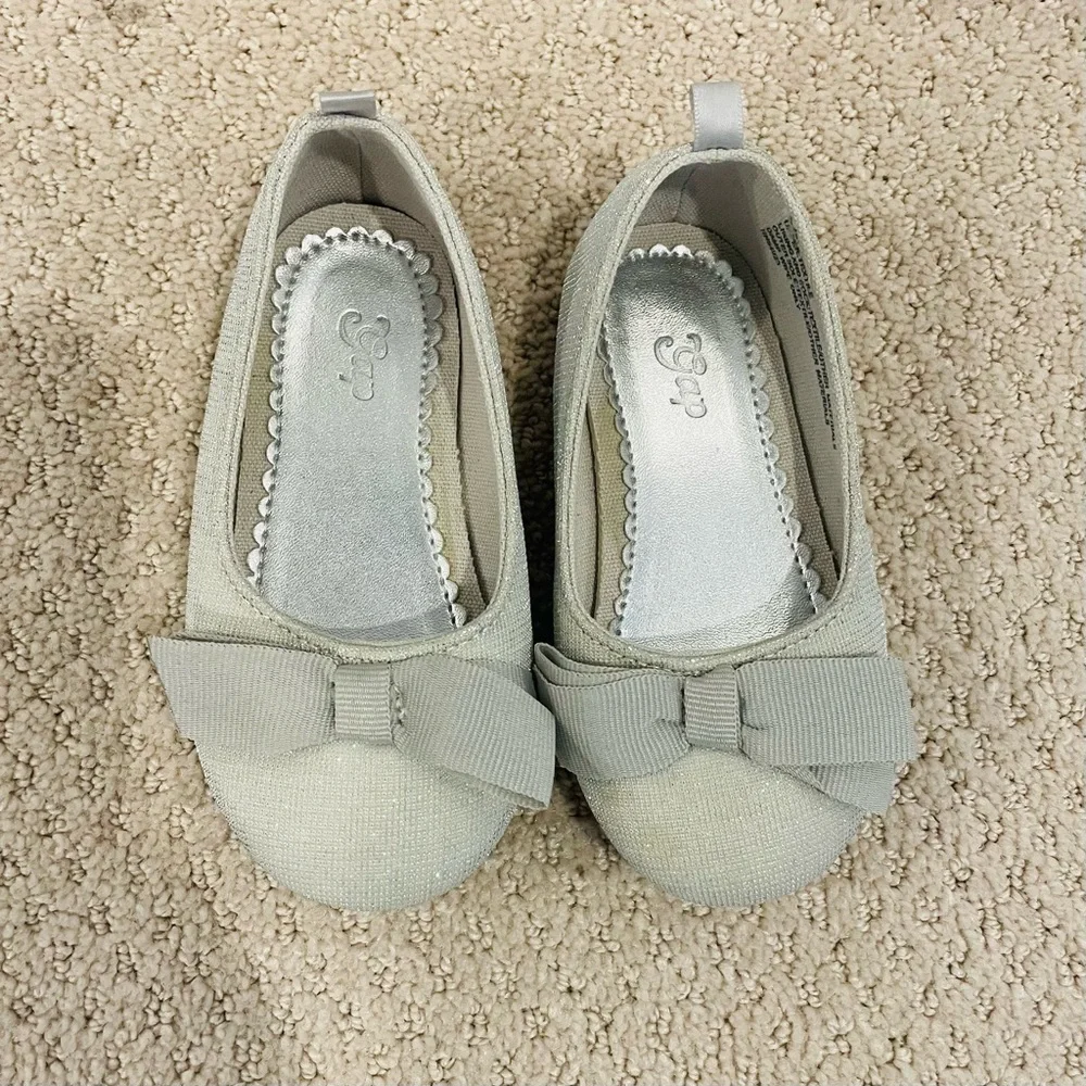 Two Pairs Todder Size 7 Dress Shoes - Gymboree & Gap